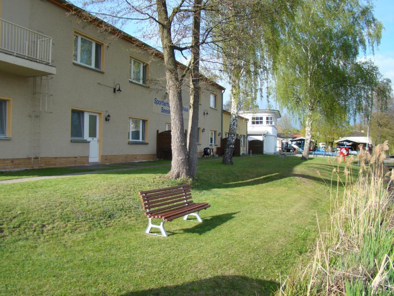 Boootshaus - Am Spreeufer Hotel Beeskow Exterior foto